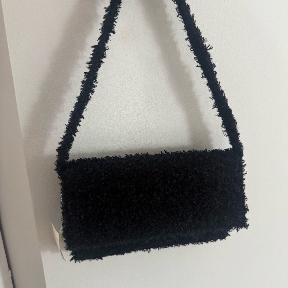Elegant Black Textured Women's Bag